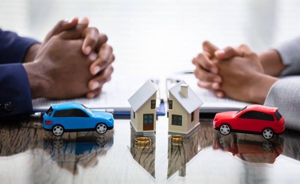 Solo After 50: Navigating a “Gray Divorce”