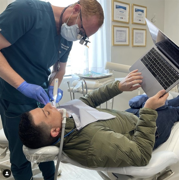 313: Dr. Tyler Brady | How to Use "Influencer Marketing" to Attract New Patients & Grow Your Practice FAST!