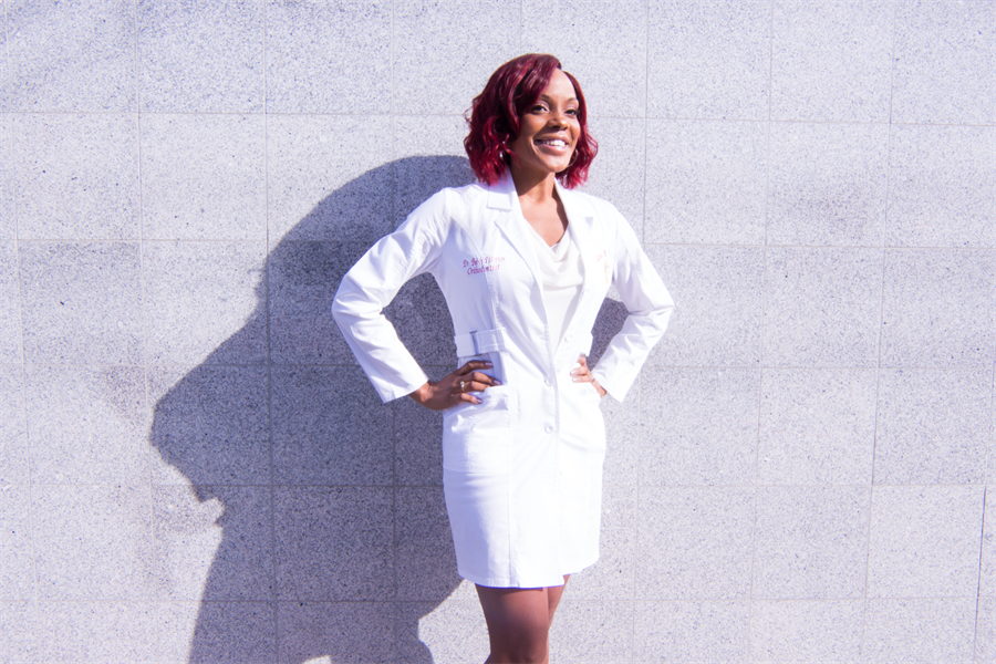 How a Celebrity Orthodontist Grew Her Thriving Practice Through Social Media