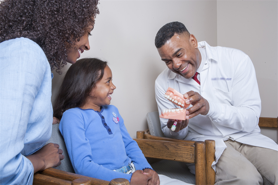 The Key to Great Dental Testimonials is Connecting them to Your Brand	