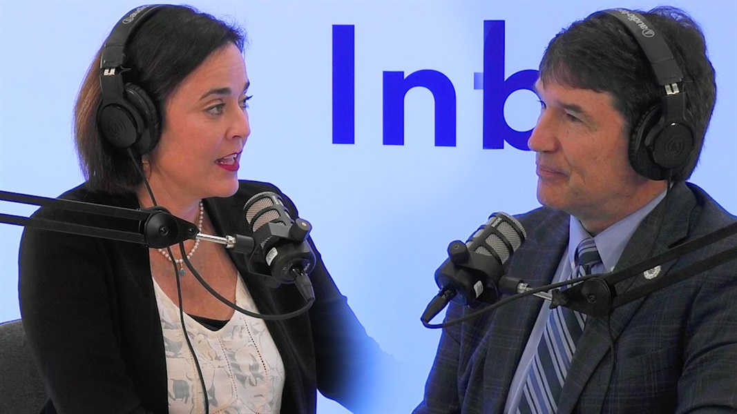 Episode 143: Interview with Dr. Mark Hyman at ADA SmileCon 2022