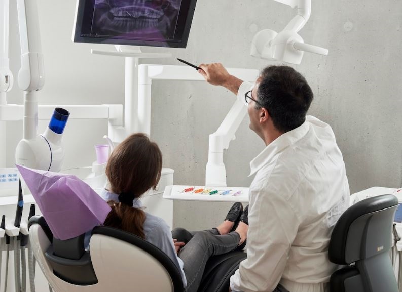 WHY IS IT SO IMPORTANT TO VISIT THE DENTIST?