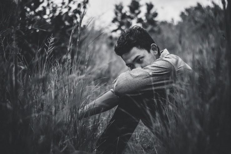 8 Signs It's Time to See a Therapist