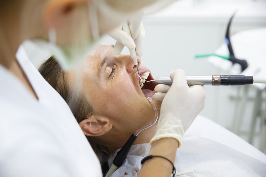 Dental Crowding: Symptoms, Diagnosis and Treatment