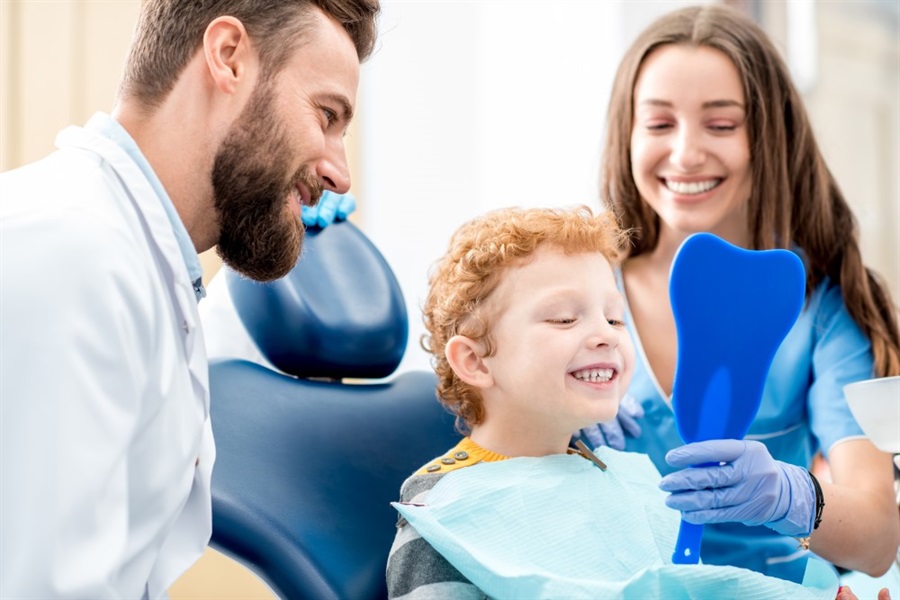 9 Signs You Should Take Your Child to the Dentist
