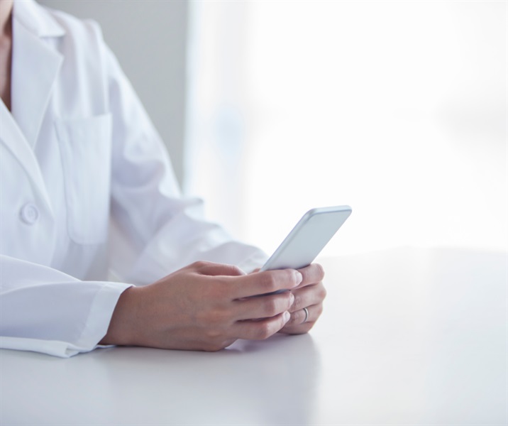 Two-Way Texting Benefits for Dental Practices