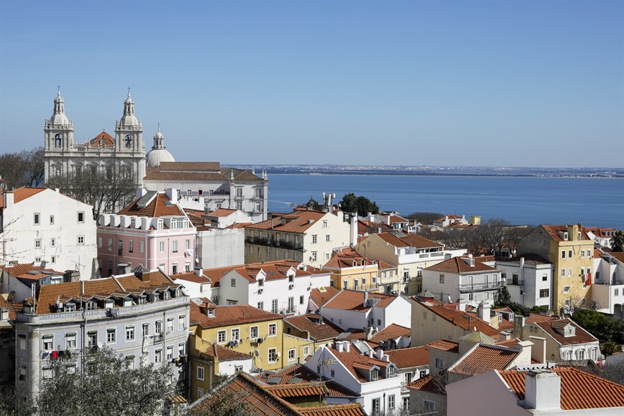 Smile More, Pay Less: Dental Tourism in Portugal on the Rise