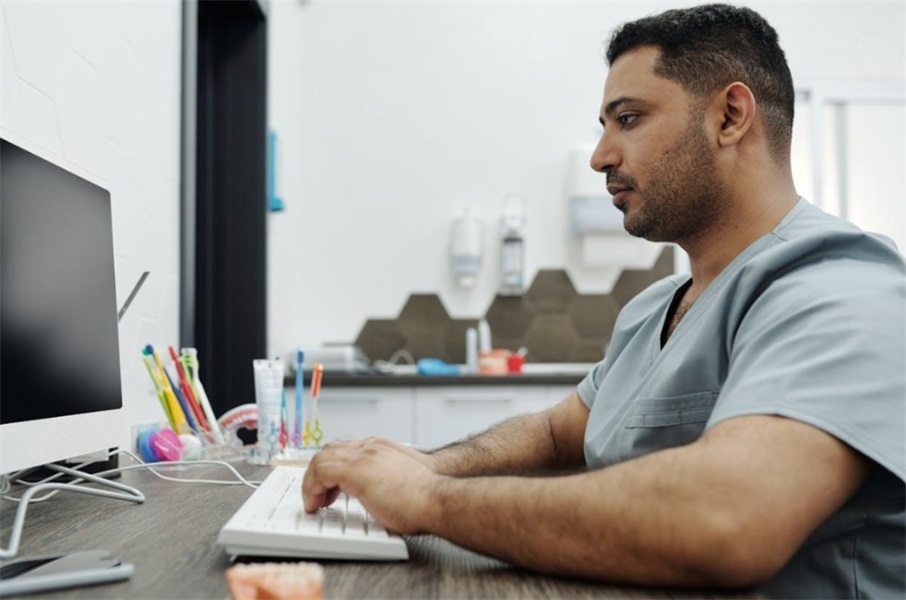 How Chart Abstraction Enhances Dental Practice Management