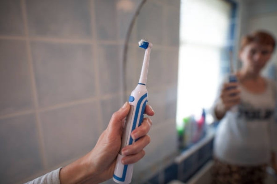 Best Electric Toothbrush and Water Flosser Combo: A Wise Choice for Healthy Teeth