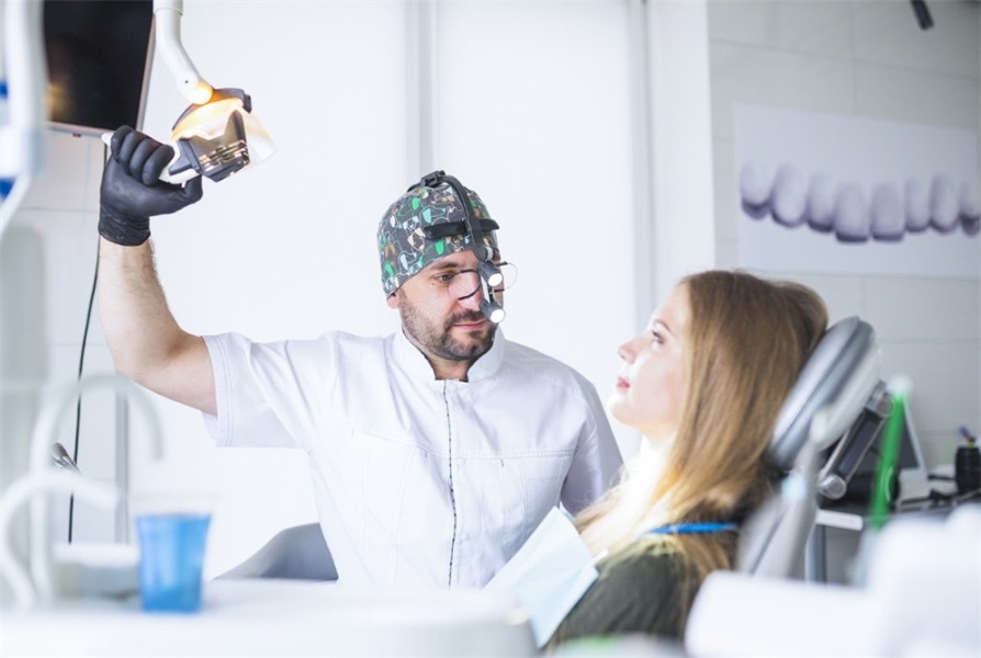 Understanding the Role of a Family Dentist