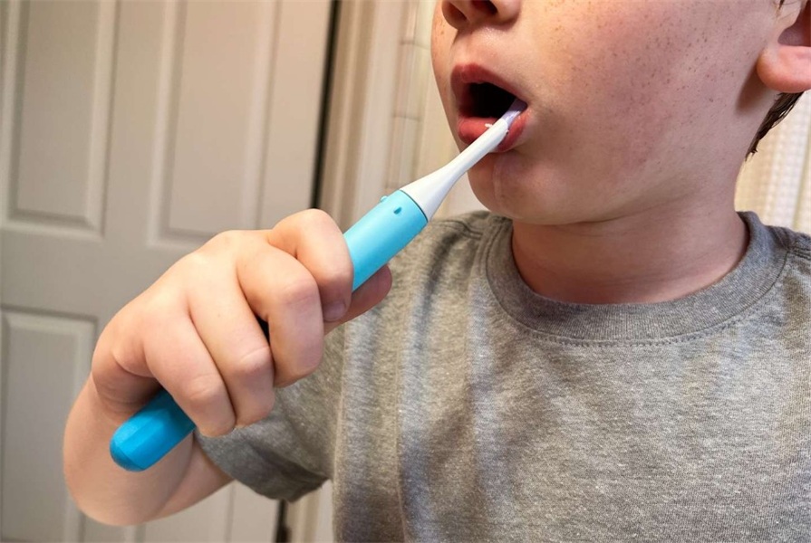 Why an Electric Sonic Toothbrush Might Just Be Your Mouth’s New Best Friend
