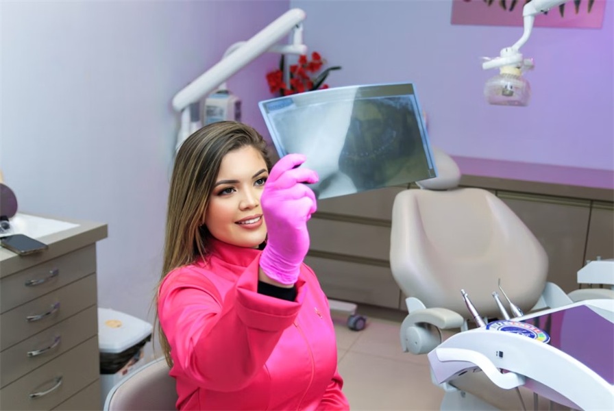 What Young Dentists Need to Know Before Starting Their Own Practice